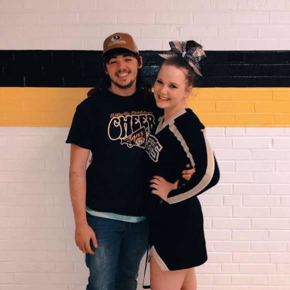 Meet your Posher, Brooke - Picture 1 of 1